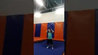 Батутный клуб в Лобне.