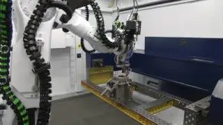 TRUMPF 3D Laser processing: TruLaser Robot 5020 - Rotary Module