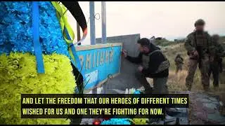 President Zelenskyy Pays Respects on Zmiiniy Island on 500th Day of War