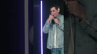 Эксгибиционист сызмальства 🍌 #стендап #юмор #standup #стендаплучшее #комик #смешно #казах #shorts