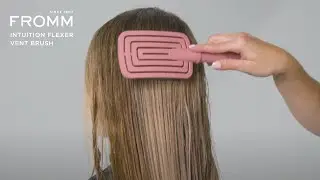 Wet-detangling Intuition Flexer Vent Brush | Fromm Pro