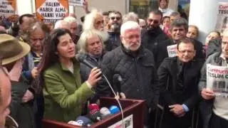 Cumhuriyet önü Melike Demirağ