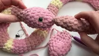 How to Crochet Snake.  Crochet for Beginners