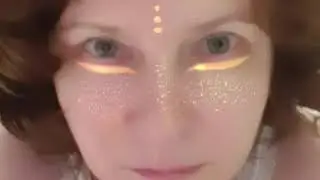 «Под этими небесами»