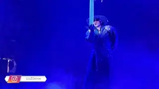 Usher ROCKS THE CROWD with 