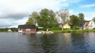 Прогулка по озеру Hällsjön, Швеция