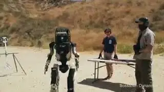 Incredibil robot.. Merita văzut