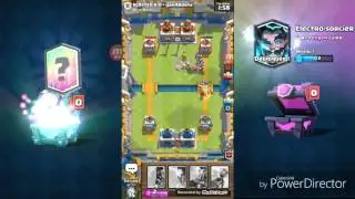 Clash Royale /mon premier coffret légendaire gratuit !!!