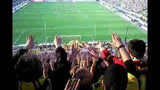 ollee DEDE Südtribüne Dortmund 2011 Einwechslung dede