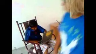 COSAS QUE HACES CUANDO ESTAS SOLO :D!!