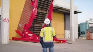 A-Ward #ContainerTilter In Action Tilting a 20ft Container #containerloader #containertilter