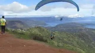 AWAS Jatuh K e DANAU @jogaul007 #shorts #sports #paralayang #hutaginjang