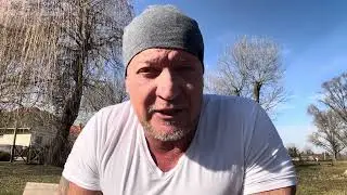 Szemét velem, de nem tudom elengedni