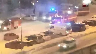 В трехэтажном здании по улице Мира, 44/2 в Сургуте возгорание