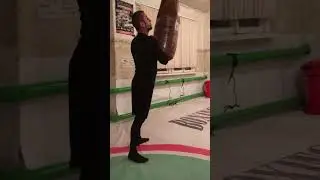 Учись держать дистанцию для нанесения точного удара