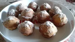 Кексы с изюмом.