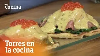 Cómo hacer huevos Benedict - Torres en la Cocina | RTVE Cocina
