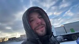 Дальнобойщик на бусе.