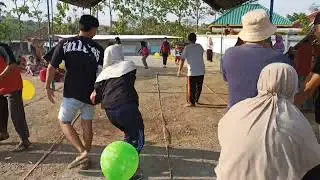 lomba 17 agustus - tari balon berpasangan
