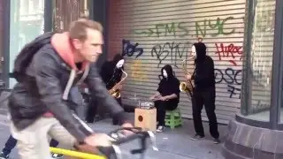 Уличные музыканты из BlowTrio. Бельгия г. Антверпен