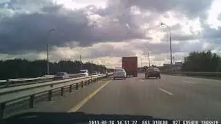 с какой скоростью ГАИ Минска ездит по МКАД