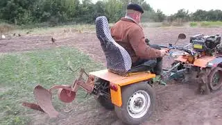 Вспашка огорода мотоблоком Карвер.
