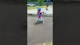 Pulando no skate #shorts #viral