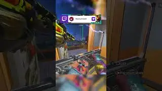 COMMS ARE THE WAY TO WIN! | Apex Legends #apexlegends #apex #gaming #shorts