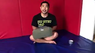 How to make a homemade striking mitt