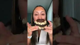 Crumbl cookie review