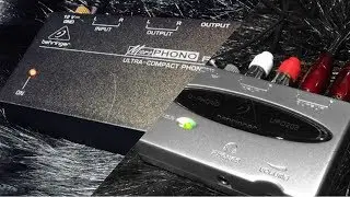 Behringer PP400 vs Behringer UFO202