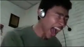 Fernanfloo hace un Pedro Pascal 😔