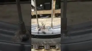 Почему открывает сосок?