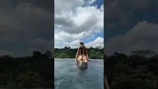 Мэйби Бэйби отдыхает на Бали 🌴