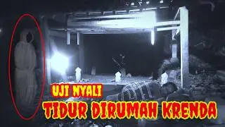 CAMPING HOROR❗Tidur di rumah krenda makam angker