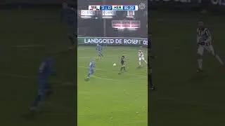 Can't imagine a better first touch in a game like this one 👀 #Jakubiak #Heracles #Eredivisie #shorts