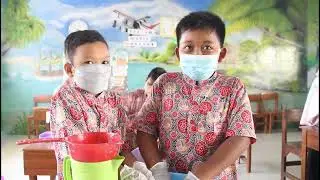 Pembuatan VCO (Virgin Coconut Oil) Karya Siswa-Siswi MIS IT Al Uswah