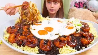 Eating 12 Servings of Shrimp Jajangmyeon! #Mukbang #EatingShow #FoodChallenge