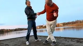 Lindy Hop / Switching and stealing roles