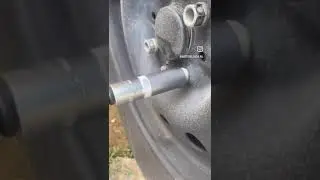Отзыв на компактный ударный винтоверт RUNTEC PRO RT-ED133