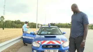 STOPPED AT 178KM/H, HE TAKES A SELFIE WITH THE SUB' 😂