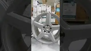 Порошковая покраска дисков и тормозных суппортов с нанесением логотипа в цвет 