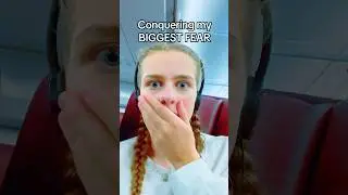 Sockie faces her fear of flying 🇺🇸😬. Full story click ⬆️ #norrisnuts