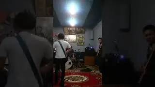 Belum Punya Nama Band - Milk It (Nirvana Cover)