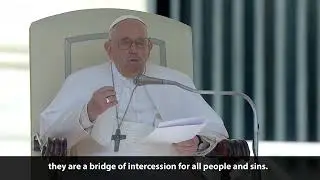 Nuns, monks are 'beating heart' of the church, pope says