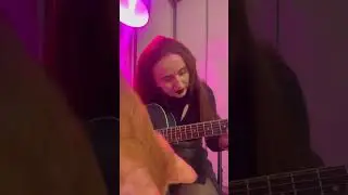 Здесь не понятно где лицо, а где рыло