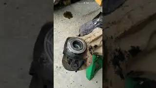 Восстановление посадочных мест шкворней экскаватора-погрузсиеа Volvo BL71