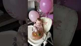 Перший рік від народження Емілії Буковської.