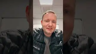 Национальный спорт россиян- бег с чемоданами на дальние дистанции.