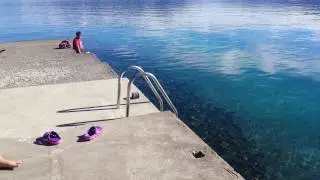 Bomba en lago Nahuel Huapi , villa la angostura  Argentina